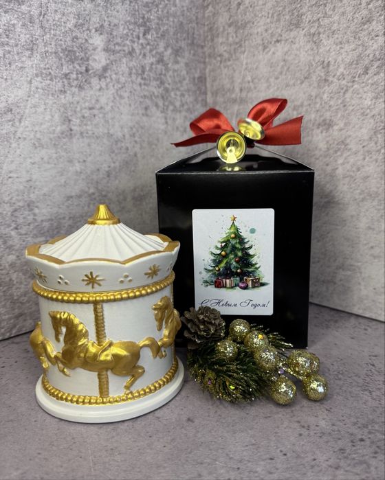 Шкатулка новогодняя карусель