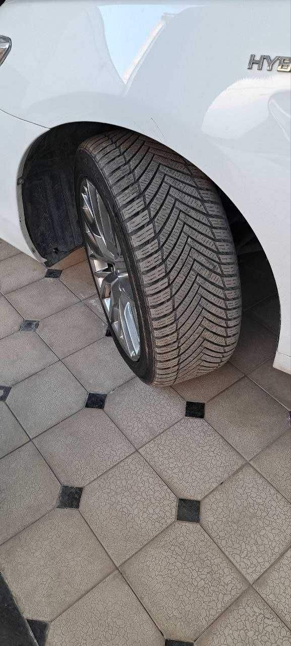 Продаётся диск с шинами R-18