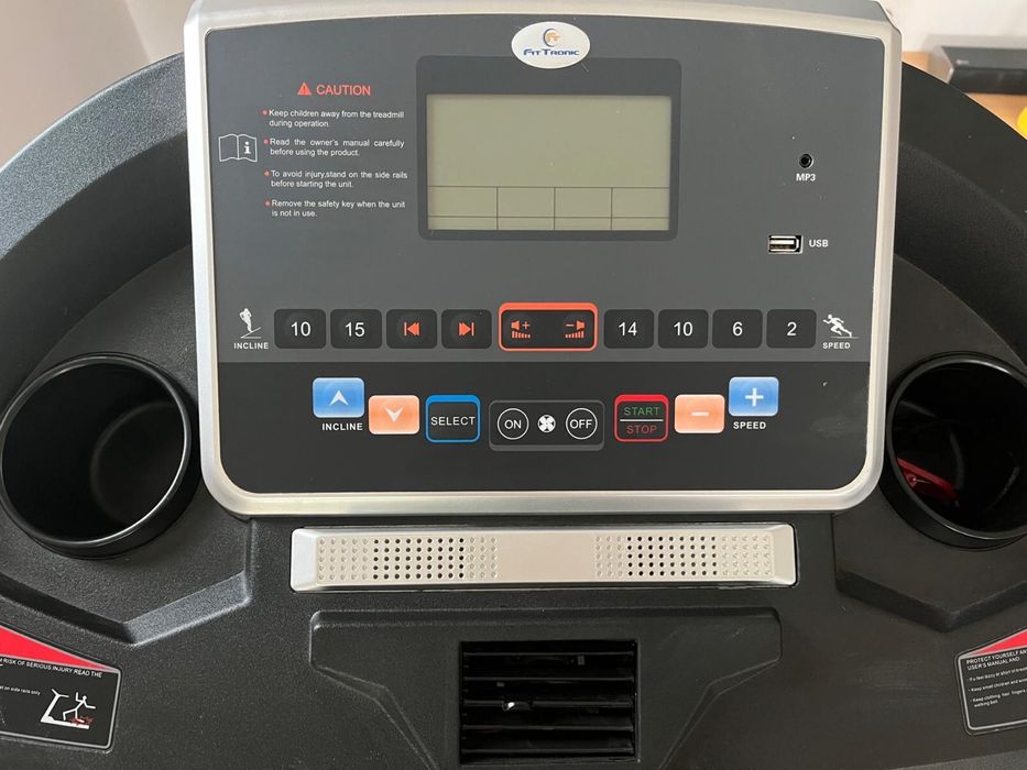 Banda de alergat electrica FitTronic Delta 550