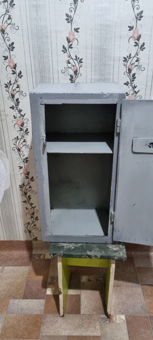 Продам сейф прочный