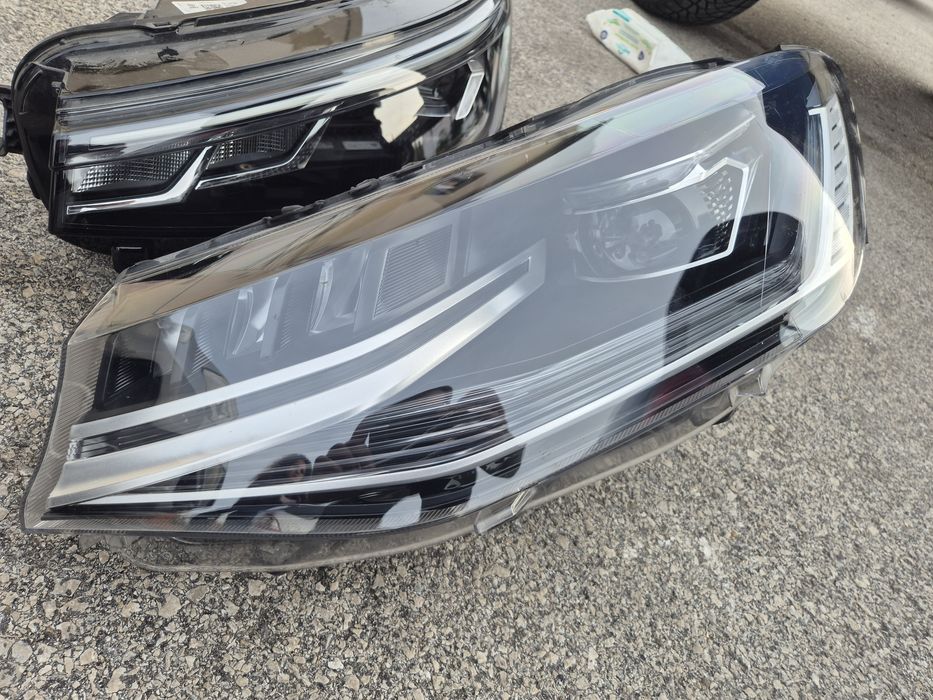 Ляв фар VW Caddy Full Led Фолксваген Кади фарове