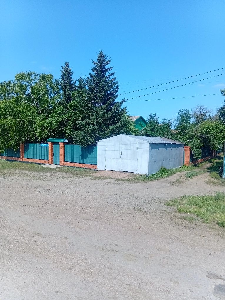 Дом. с. Акколь продам