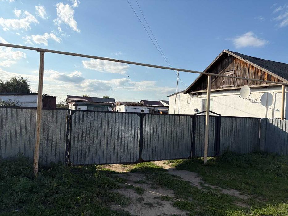 Продается дом в п.Алтын-Дала