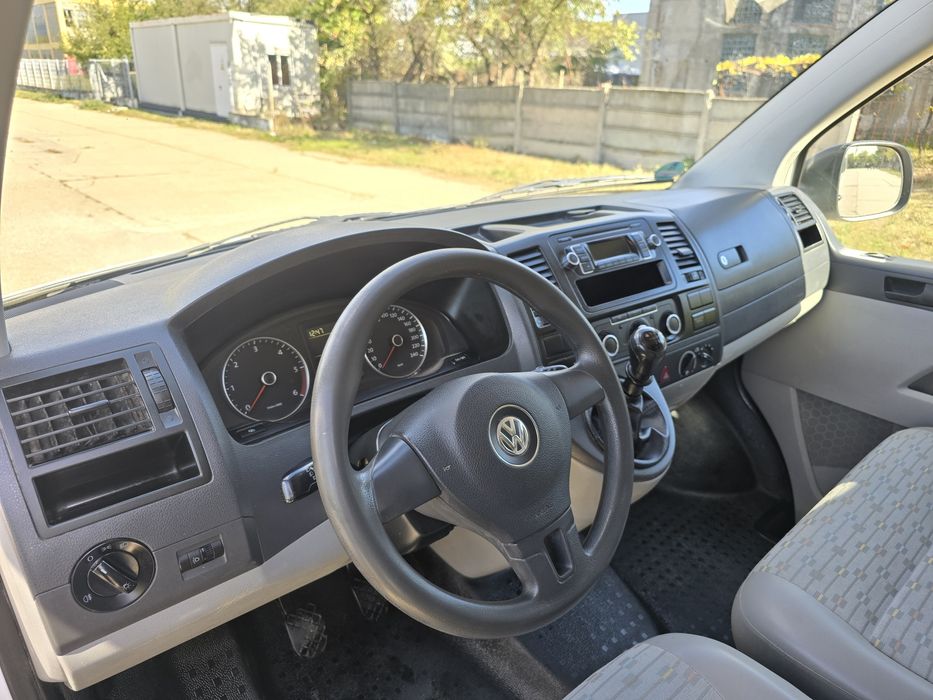 Vw Transporter T5 2012 Euro5 9 Locuri