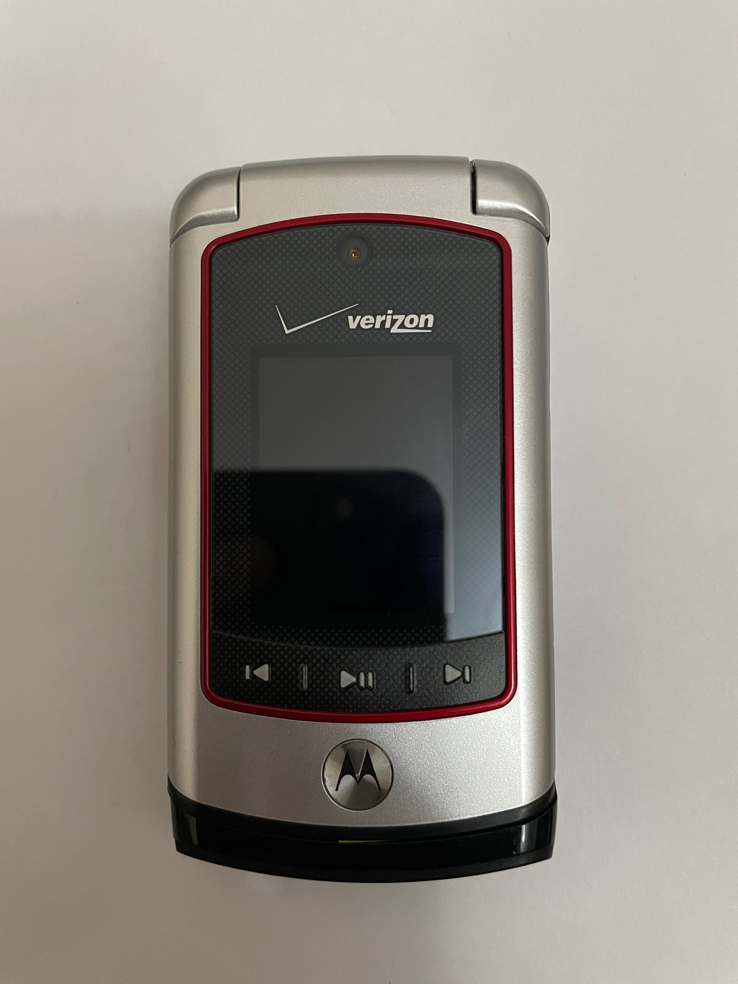 Новый Motorolla v750 Verizon original