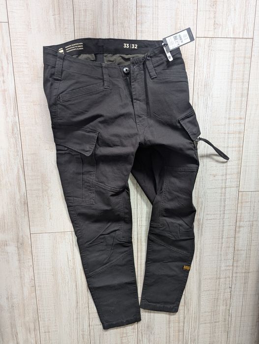 G-Star Zip Pkt 3D Skinny Cargo 
W33L32
Цена: 155 лв/79,25€
Цвят: Чере