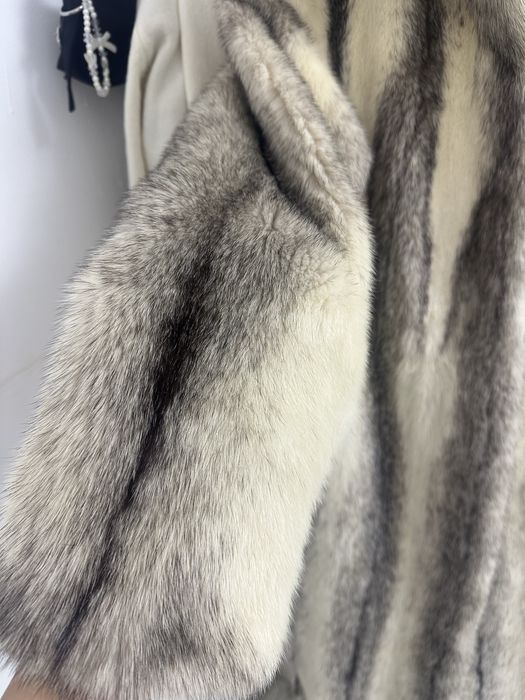 Продам шубу женм