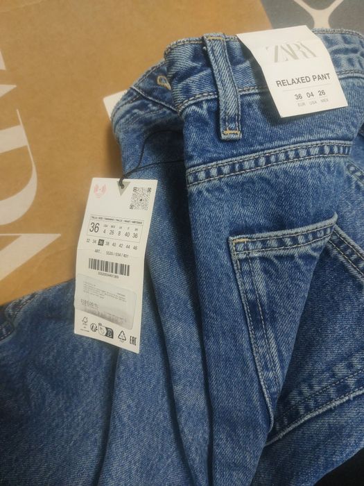 Джинсы Зара новая