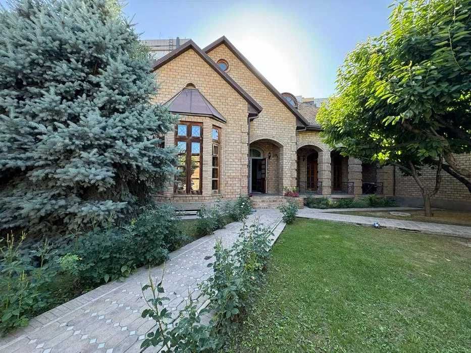 ‼️Метро Минор‼️ Продается Шикарный Углавой ДОМ в ЦЕНТРЕ/8 соток/ 500м²