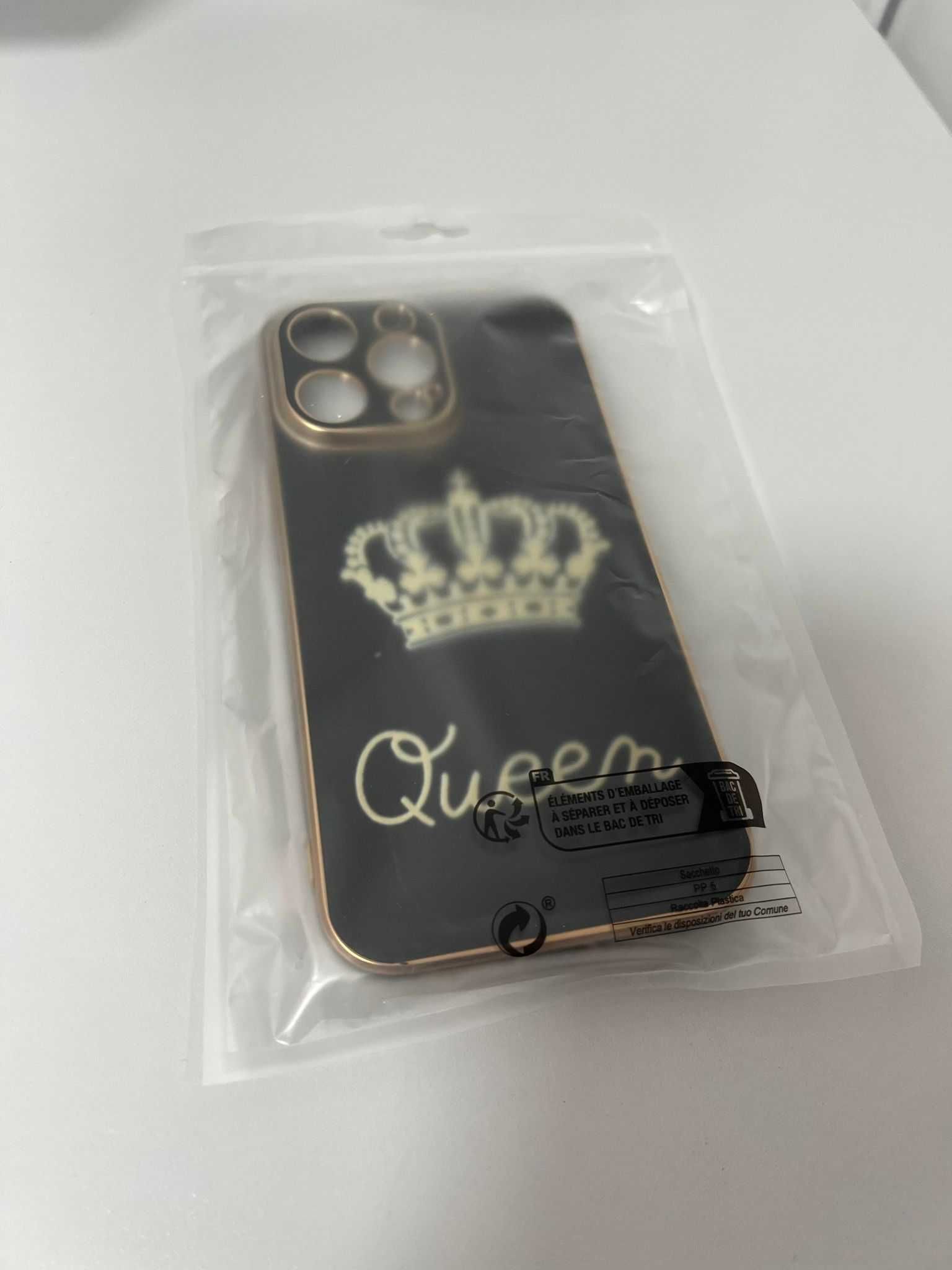 Vand husa Apple iPhone 14 Pro Max ,noua,Model Queen