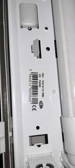 Corp iluminat antipraf si antiumezeala FIPAD 05  2x18W , plus 2 tuburi