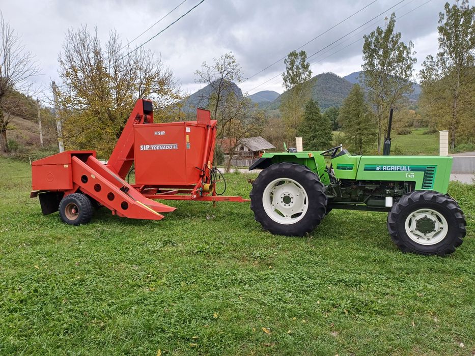 Culegatoare de porumb sip tornado 40 utb 640 agrifull 65 dtc fiat agri