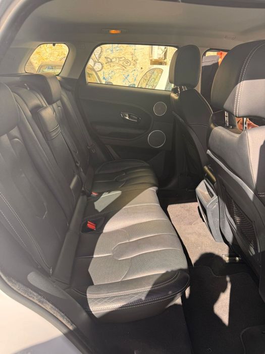 Range rover evouque