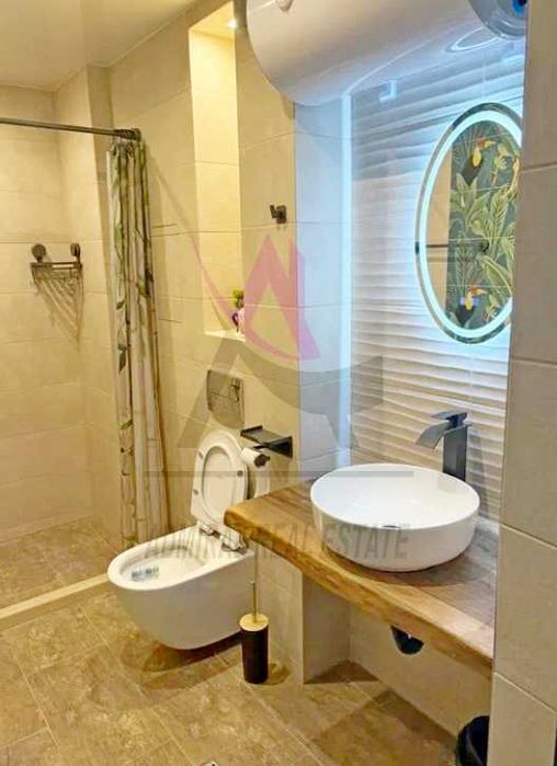 Дава се под наем Едностаен апартамент в Варна, Център - 45 кв.м за 409 € - Снимка #2