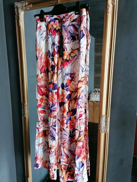 Pantaloni Anna Rita N cu imprimeu floral noi