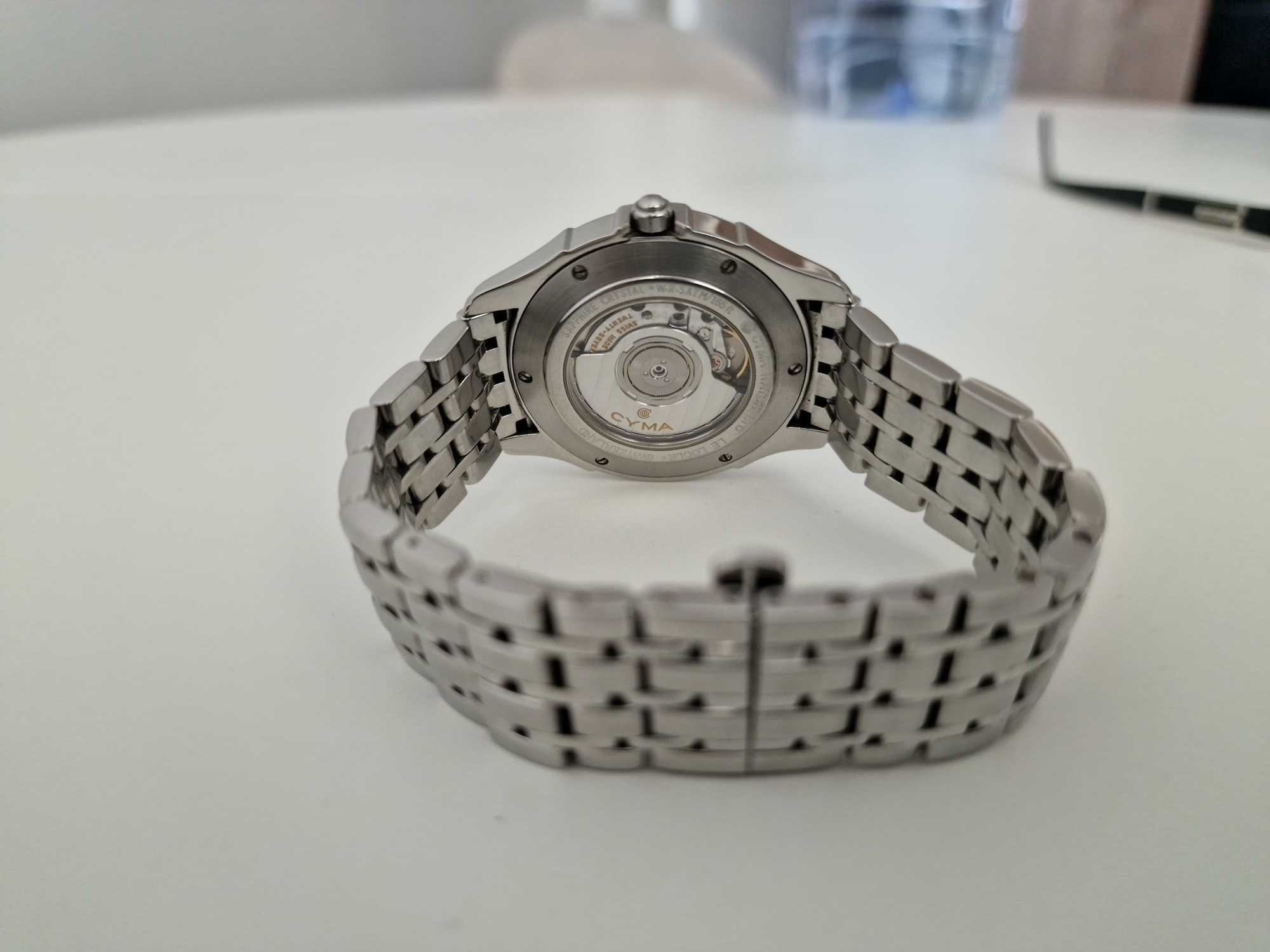 Щвейцарские наручные мужские часы Cyma