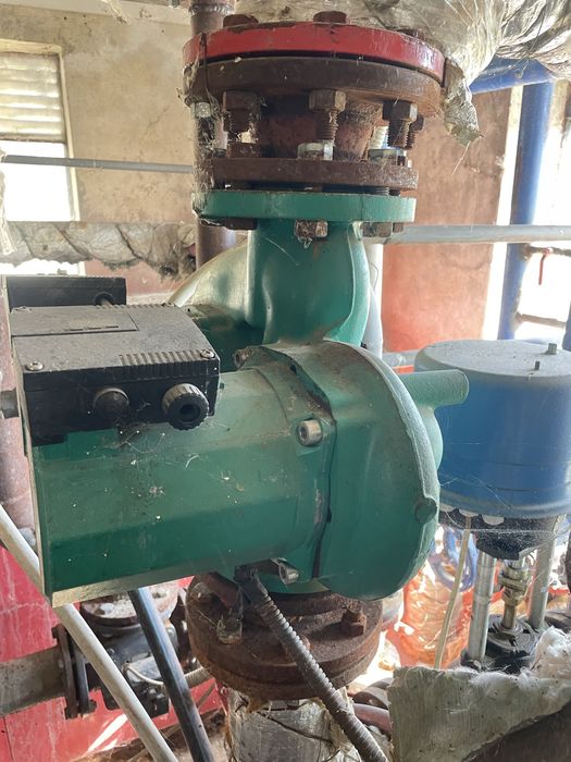 Газови горелки Unigas P-72 и водни помпи и табла за управлението им