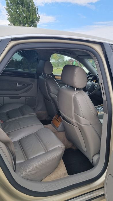 Audi A8L Fl 3.0 quattro