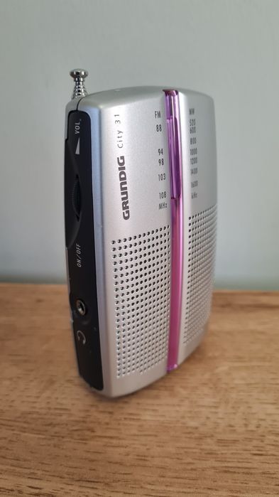 Джобно радио Grundig city 31