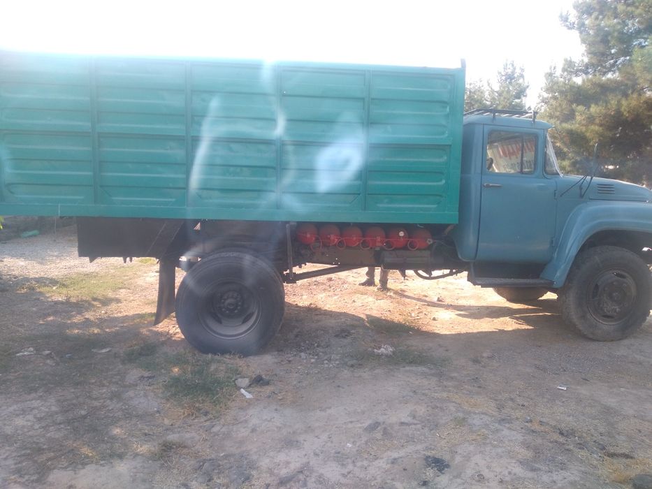 ZIL 130 Sotiladi