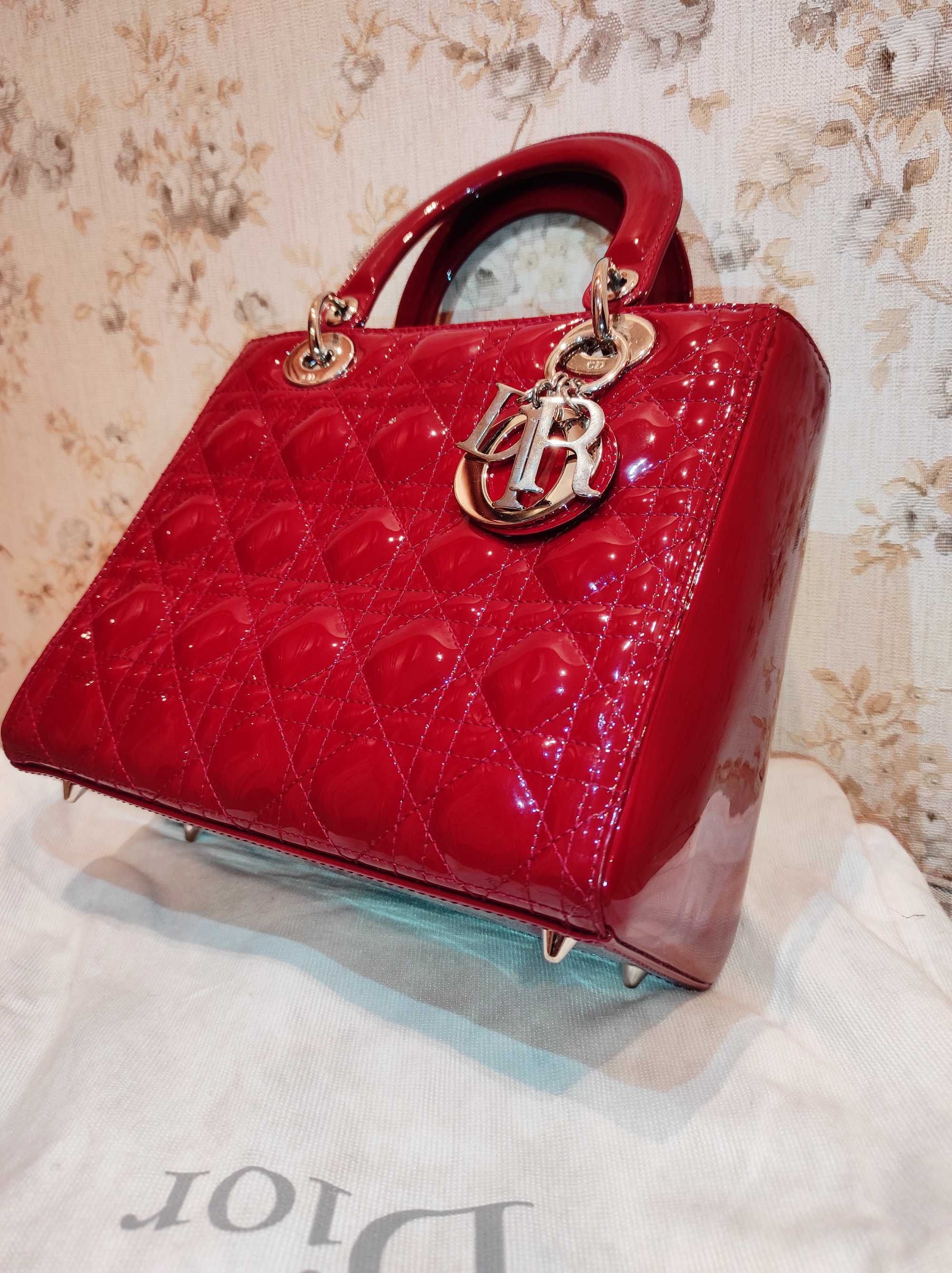 Сумка  Ladi  Dior Medium
