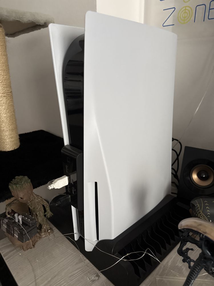 PlayStation 5 Disc Edition
