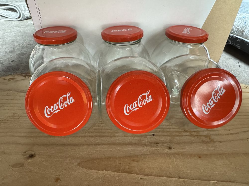 Бурканчета Coca-cola 6 бр=15 лв.