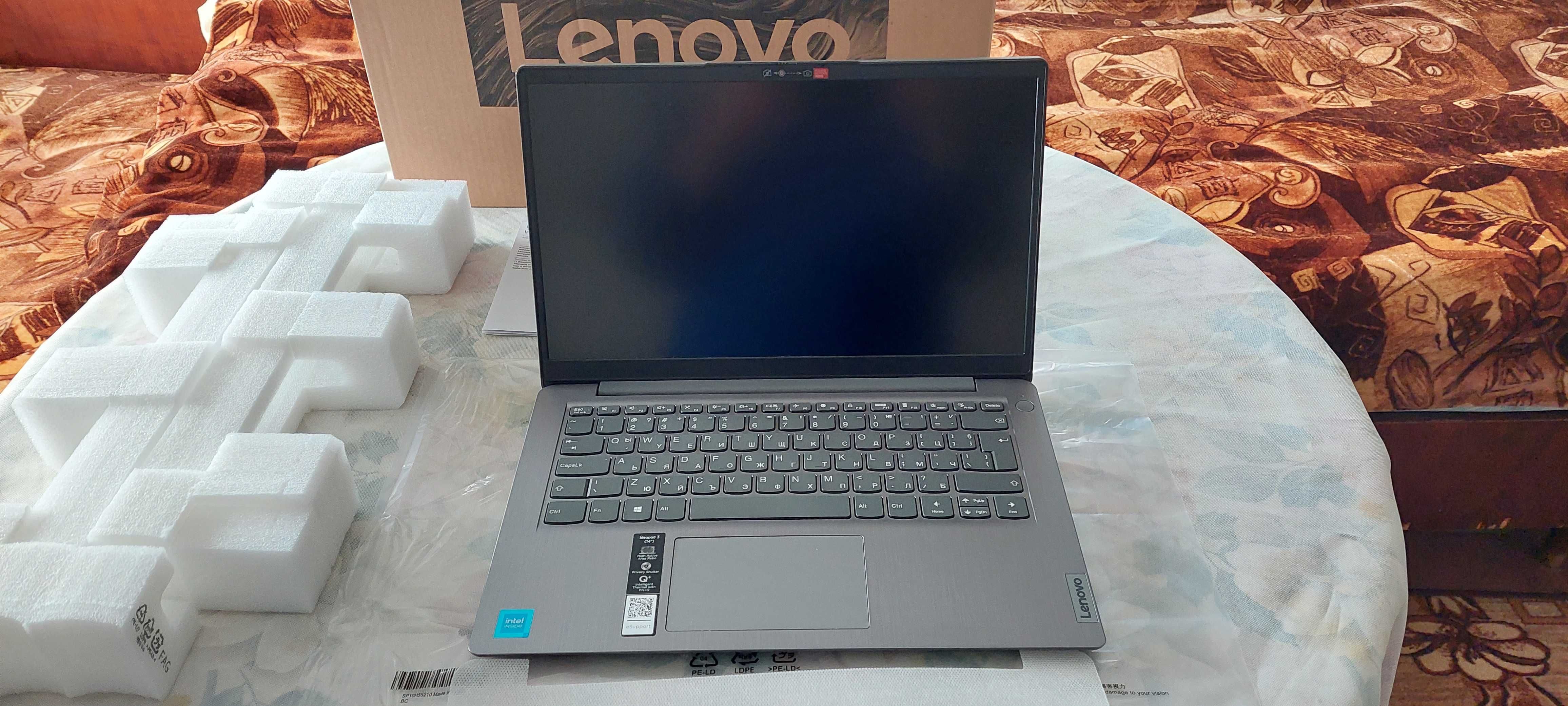 Lenovo IdeaPad 3 14ITL6 14"