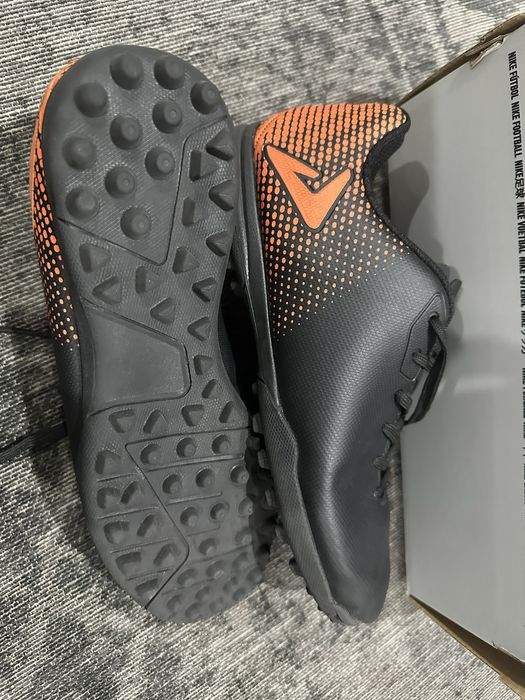 Бутсы Demix для футбола