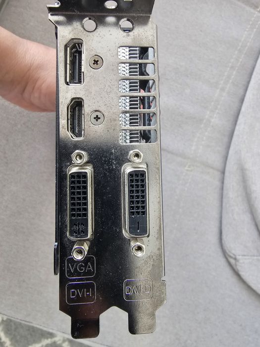 Видео карти Asus gigabyte  4Gb