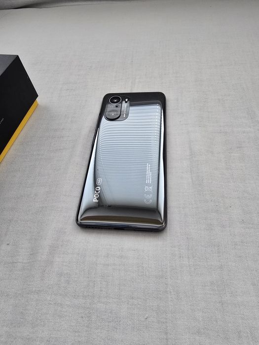 Poco F3 продавам