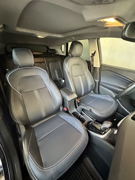 Продаю Chevrolet Tracker Premier, 2023 год выпуска.