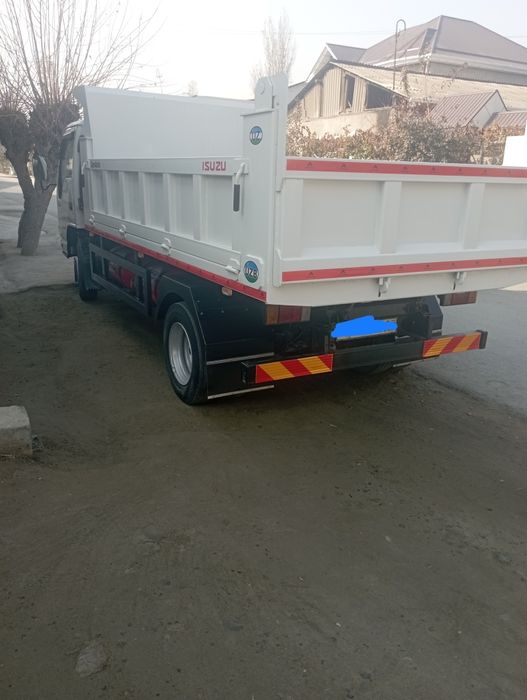 Isuzu zavodiskoy samosval qilingan  holati yaxshi