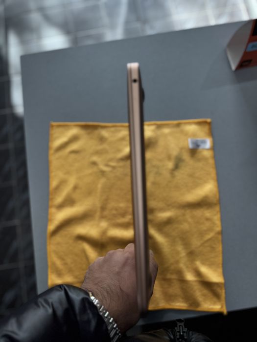 MacBook Air Retina 13-inch 2019