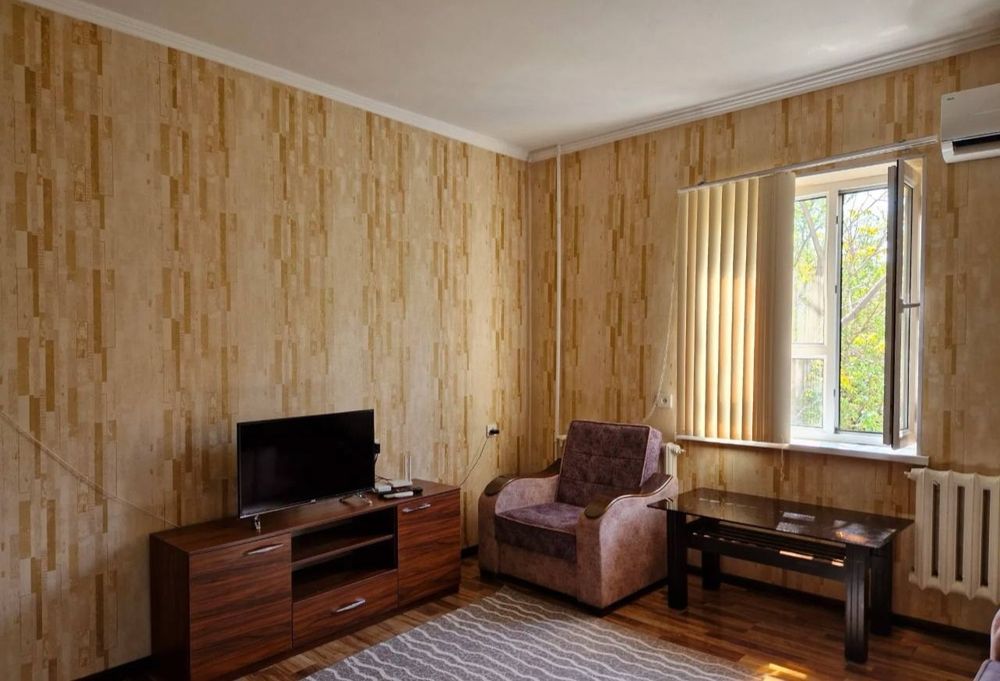 Срочно Продаётся Башлык Улучшенька 1в2/4/9 с мебелью техникой !