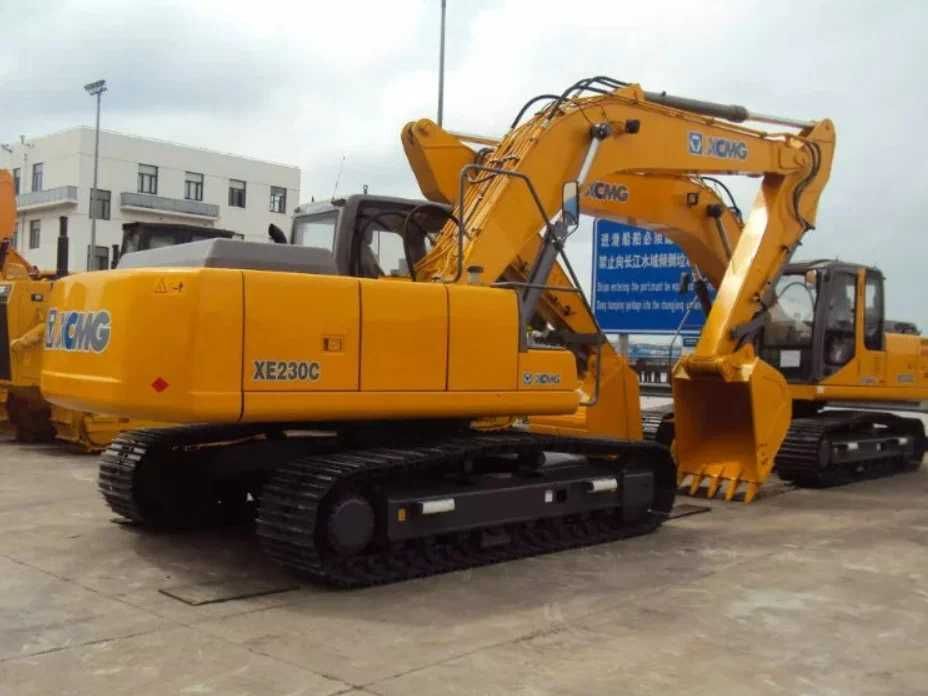 Гусеничный экскаватор UZXCMG XE230C Куб 1,0 Длина стрелы 10,2 м