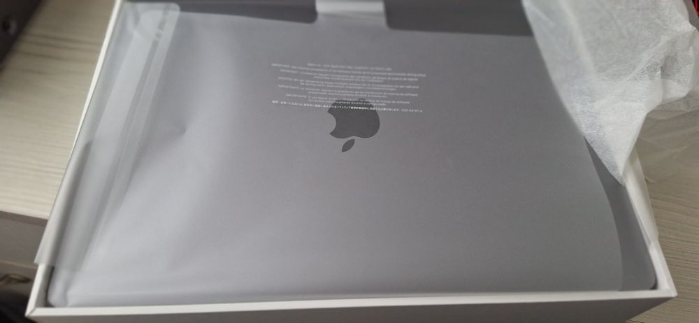 Laptop Apple MacBook Air Retina 13" - 2020 - A2337 - 8 GB RAM - 256 GB