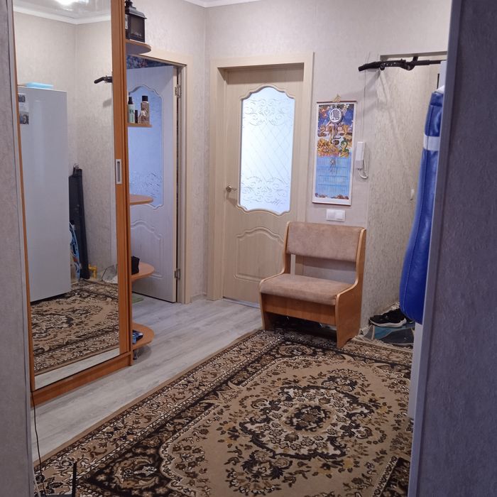 Продам шкаф в прихожую