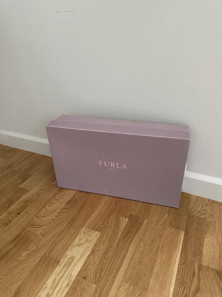 Furla велурени ботуши