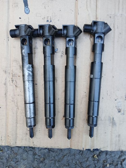 Injectoare Mercedes 2.2 diesel Euro 5