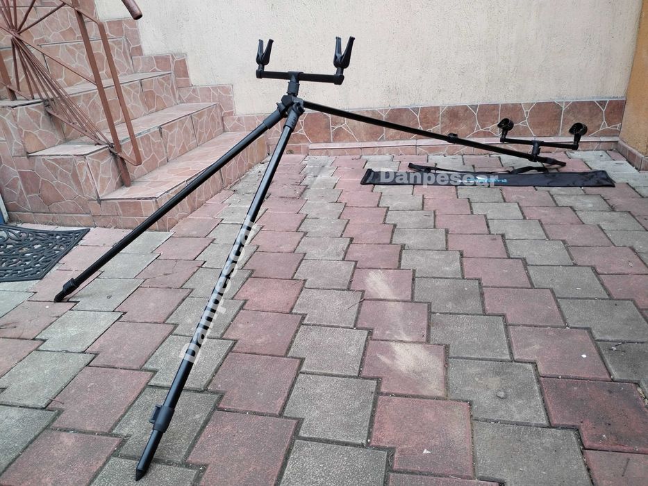 Rod pod Eastshark RIVER Tripod 2 posturi pt. pescuit pe rau la feeder
