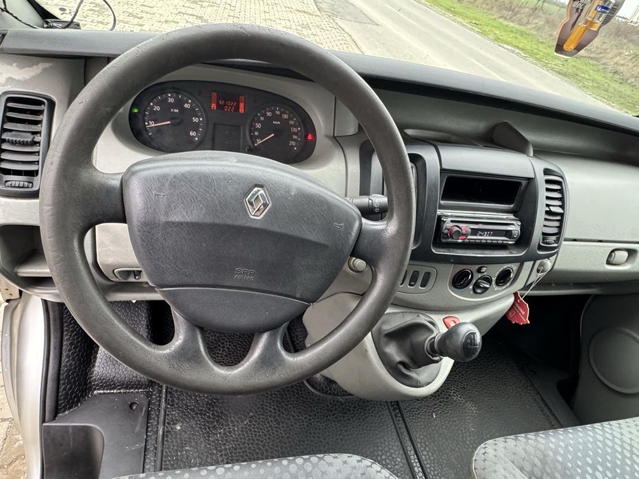 Renault trafic 2.0 tdci 2007