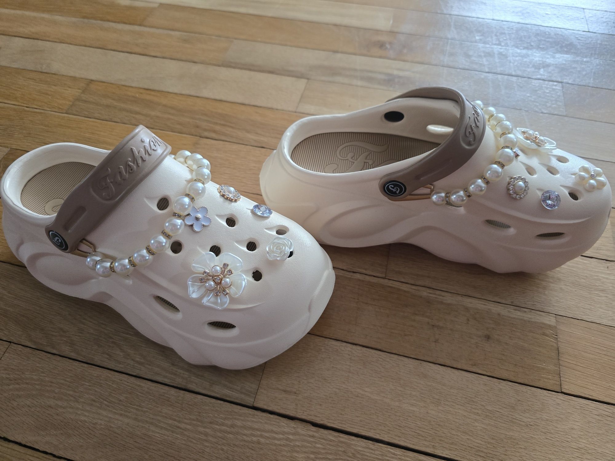 Saboti de dama marime 38-39