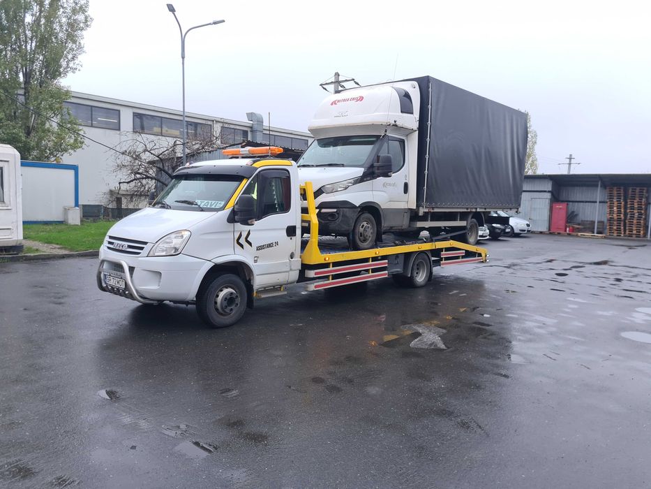 Tractari auto Transport utilaje tractor u650 manitou microbuz dube etc