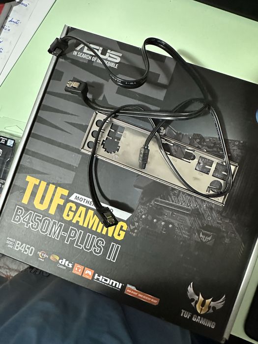 Placa de baza TUF GAMING B450M-PLUS II