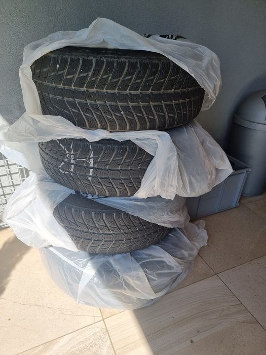 Vând 4Roti Complete IARNA