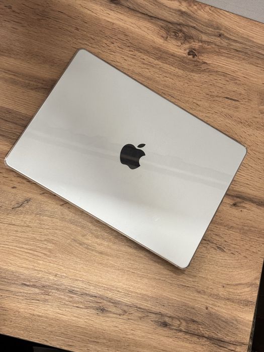 Macbook pro m3 (Ашимова 4а/2)