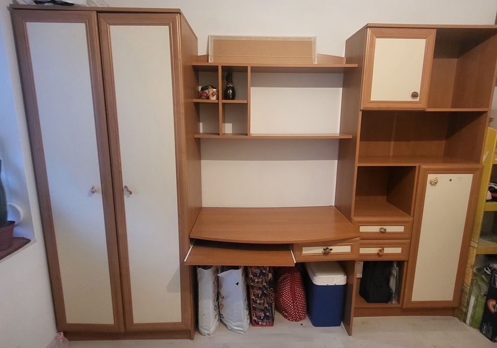 Продавам секция в кафяв цвят