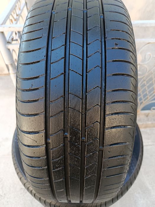 215_55_R17 Kumho 4 ta