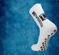 Антиплъзгащи (Grip socks) чорапи